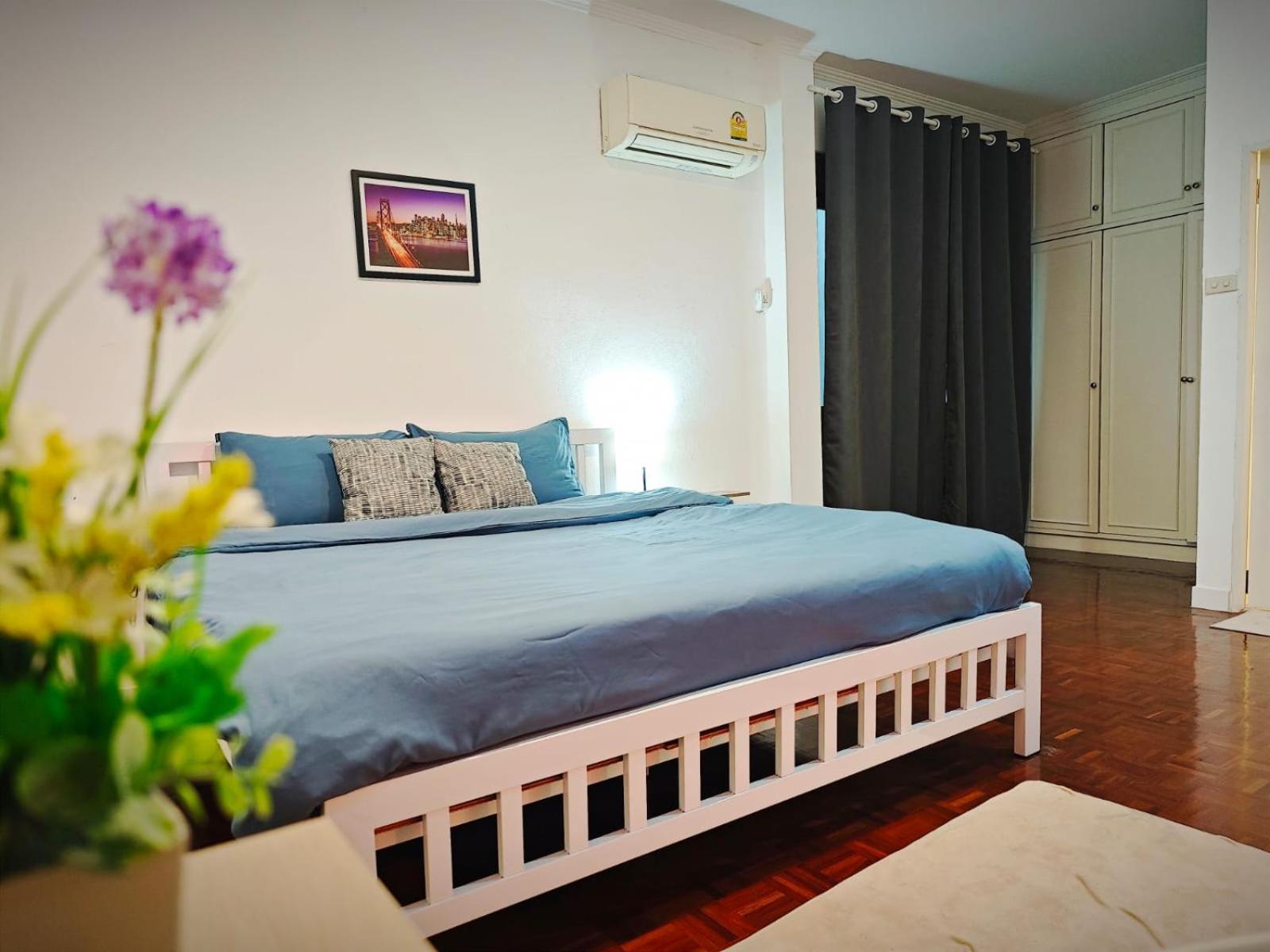 Homey Stay And Cafe By Hematoa Bangkok Buitenkant foto