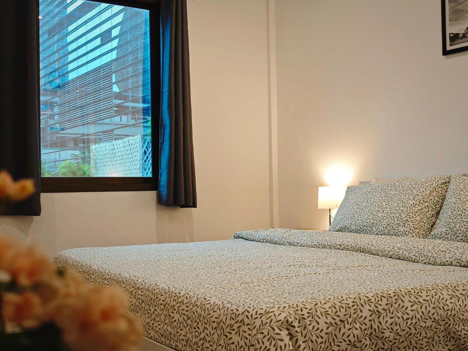 Homey Stay And Cafe By Hematoa Bangkok Buitenkant foto